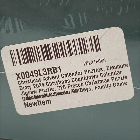 NIB Eleanore’s Diary Event Calendar Puzzle Game – 720 PCS (24 Days of Fun) - Picture 10 of 11